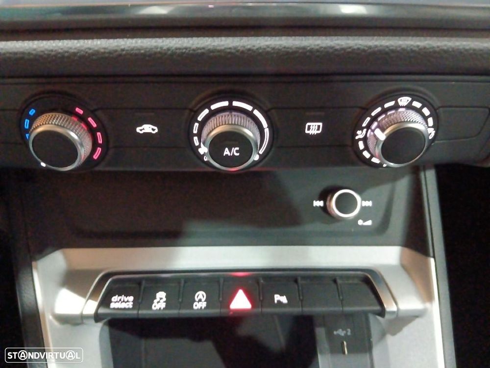Audi Q3 Sportback 35 TDI S tronic - 19