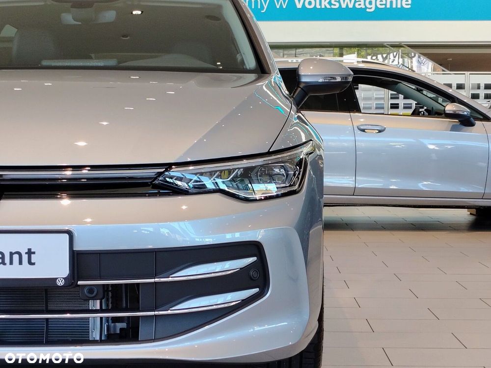 Volkswagen Golf - 27