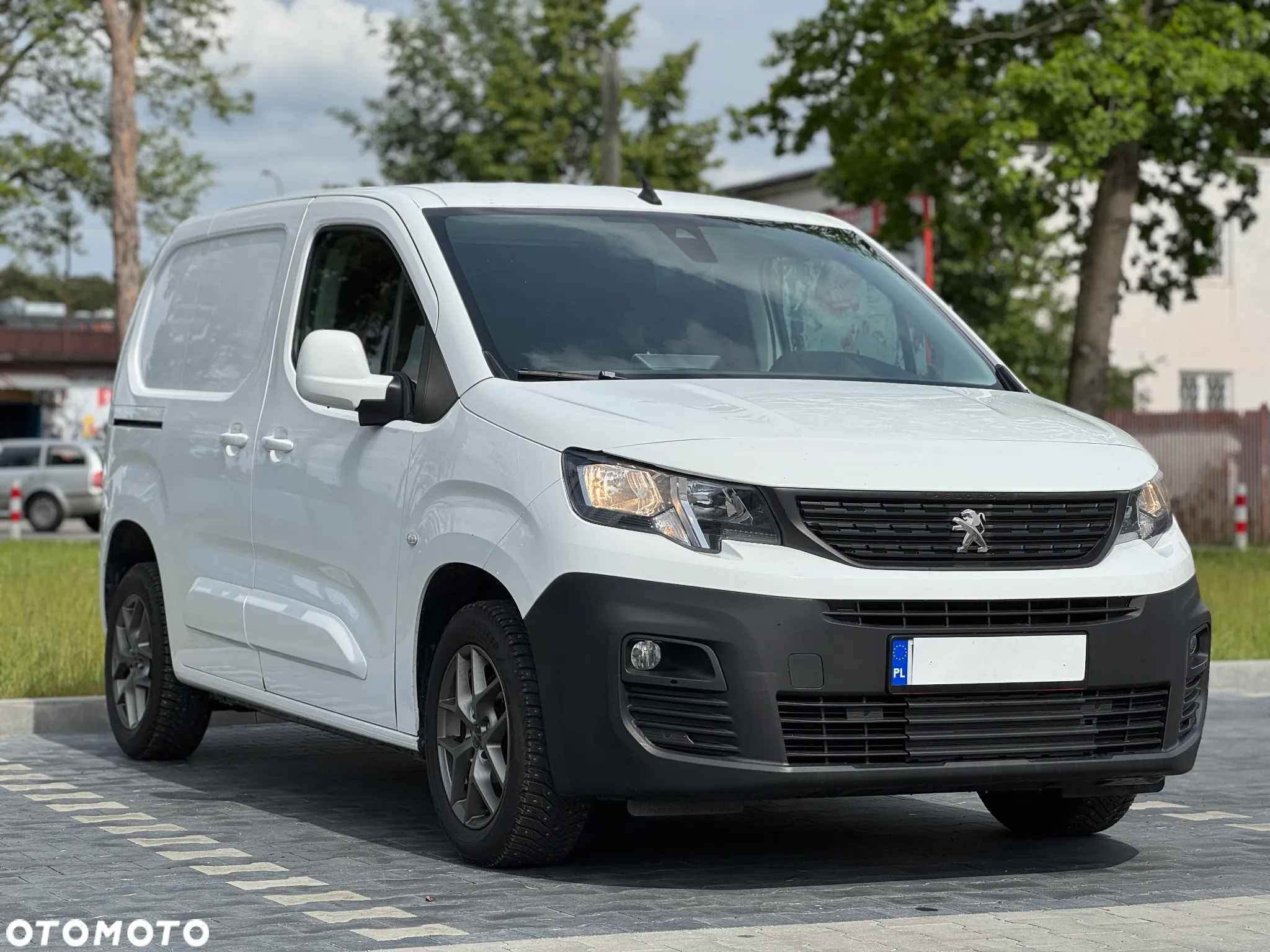 Peugeot Partner full opcja - 10
