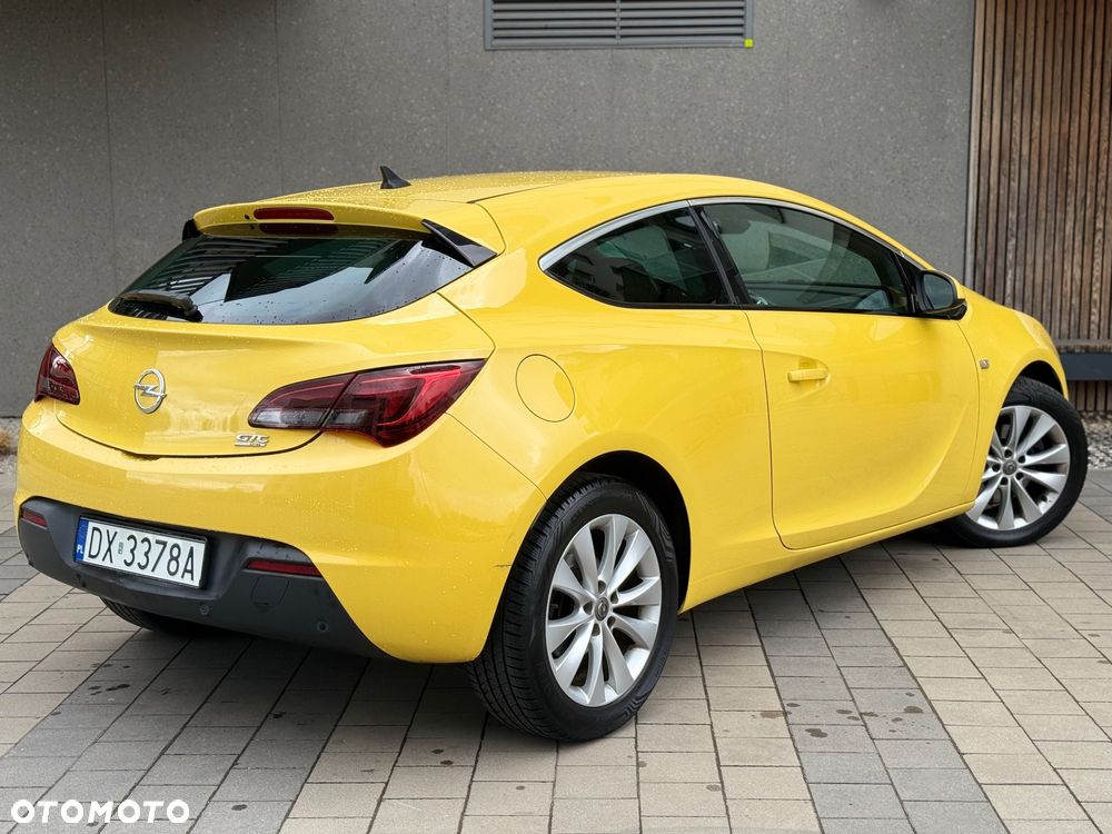 Opel Astra - 2