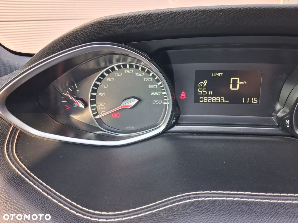 Peugeot 308 PureTech 130 Allure Pack - 19