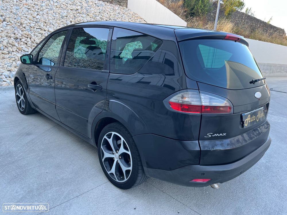 Ford S-Max 1.8 TDCi Titanium 7L - 16