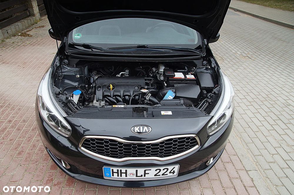 Kia Ceed 1.4 CVVT ISG Dream Team Edition - 23