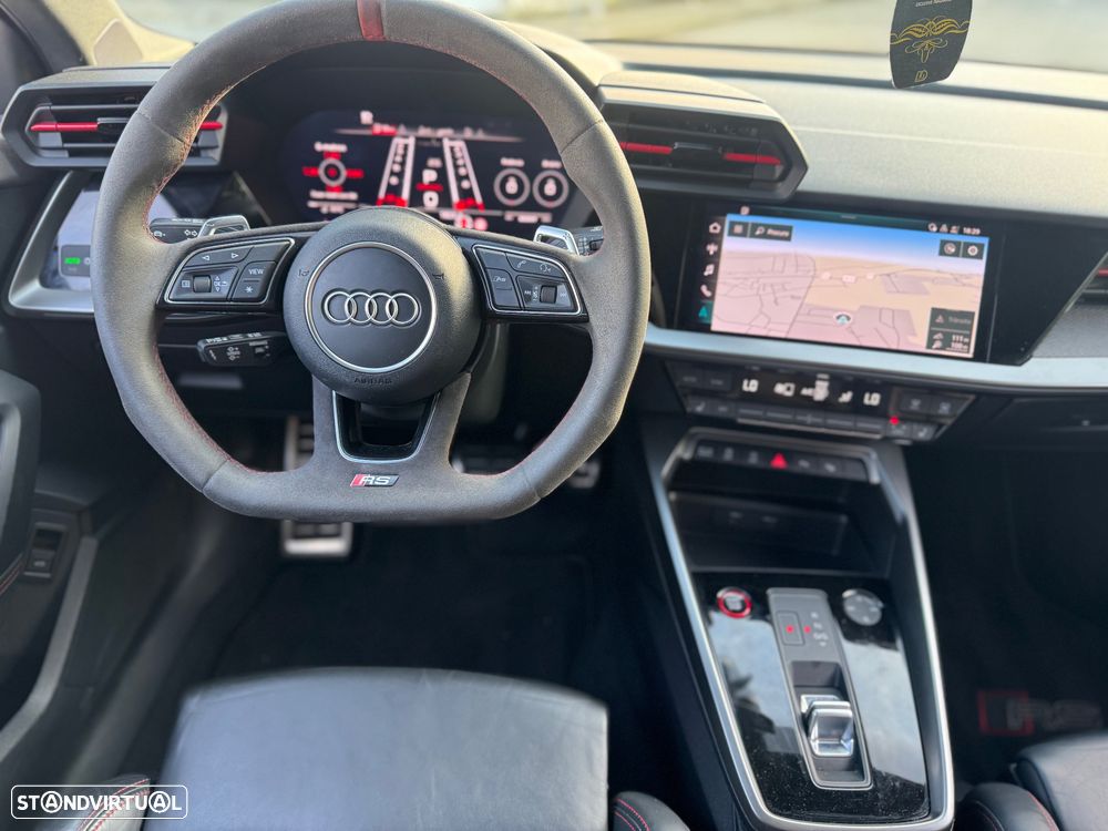Audi RS3 Limousine 2.5 TFSI quattro S tronic - 8