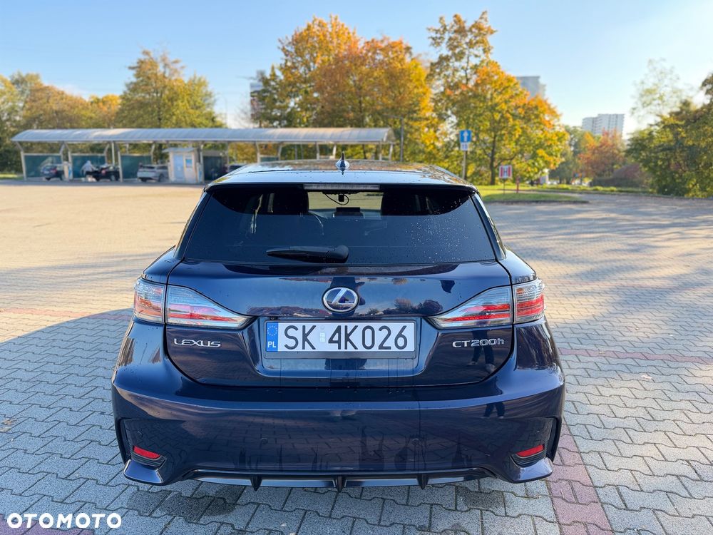 Lexus Ct 200H 2016 photo 5