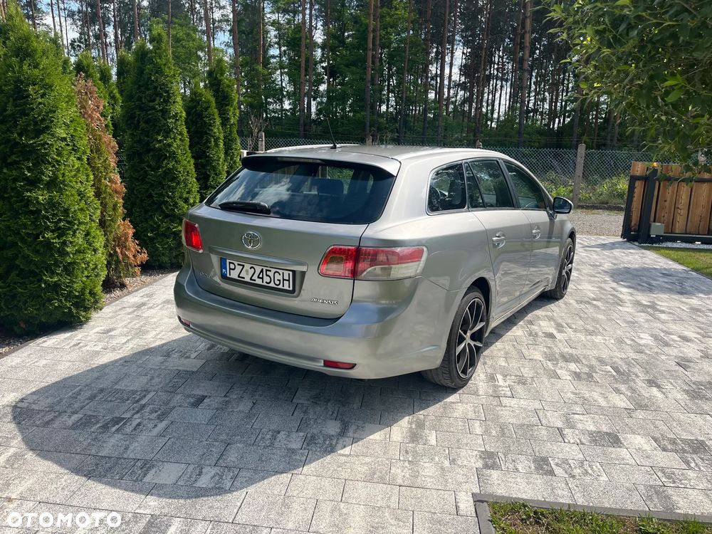Toyota Avensis 2.0 D-4D Sol+NAVI - 14