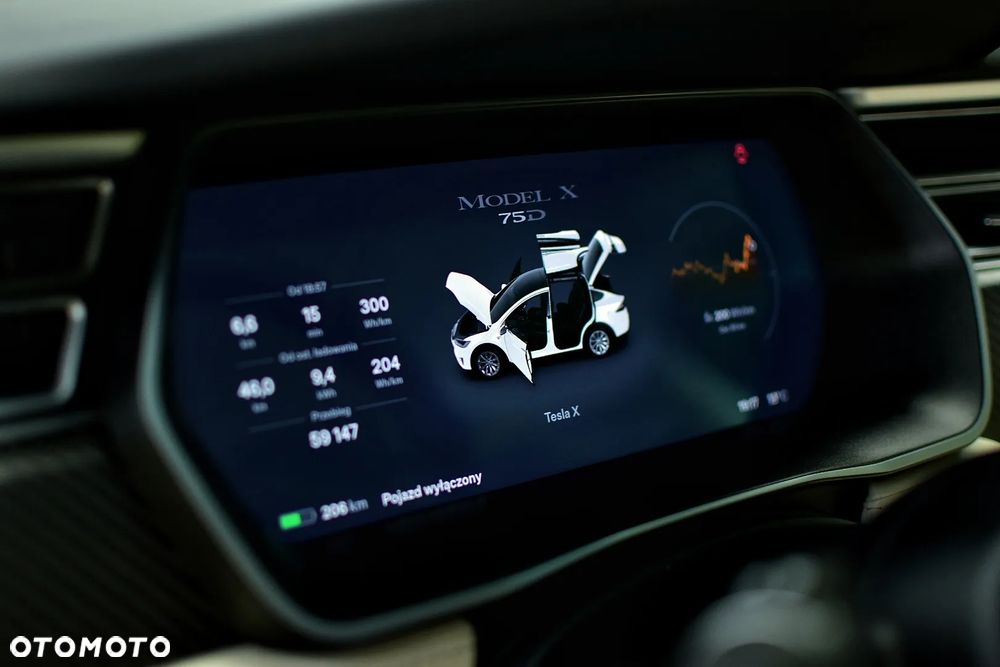 Tesla Model X Long Range Plus - 11