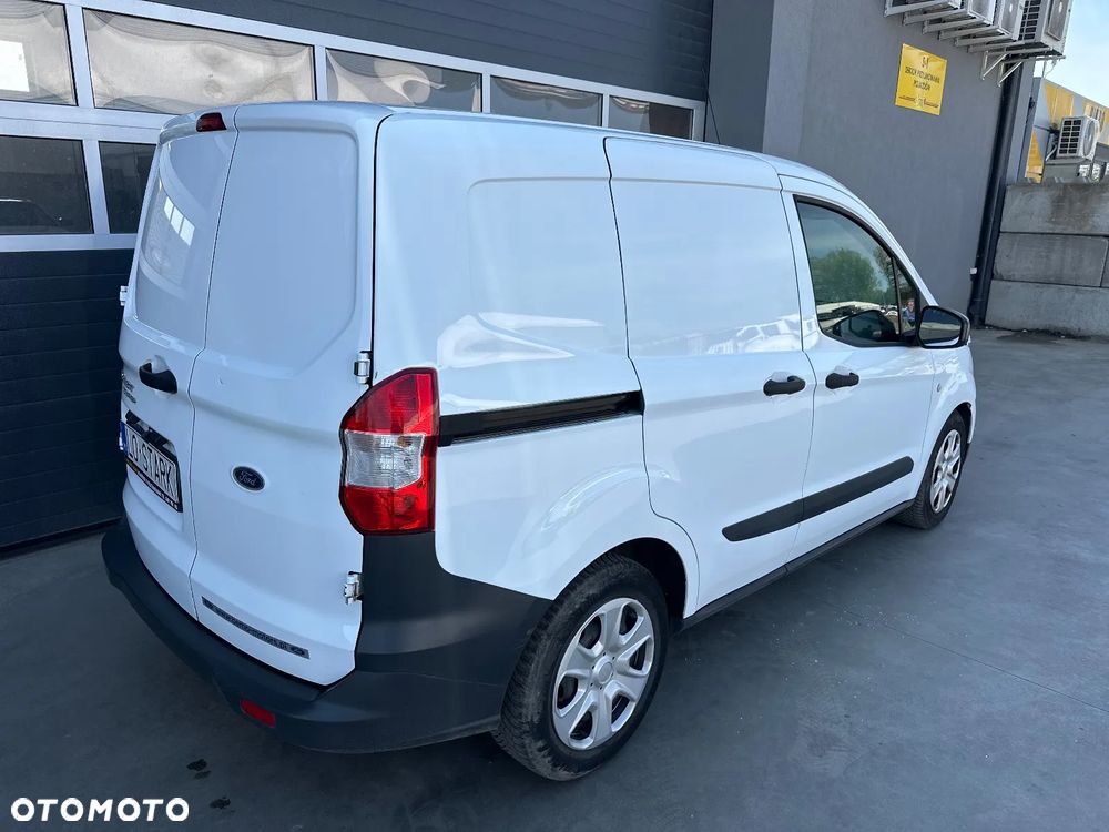 Ford TRANSIT COURIER - 3