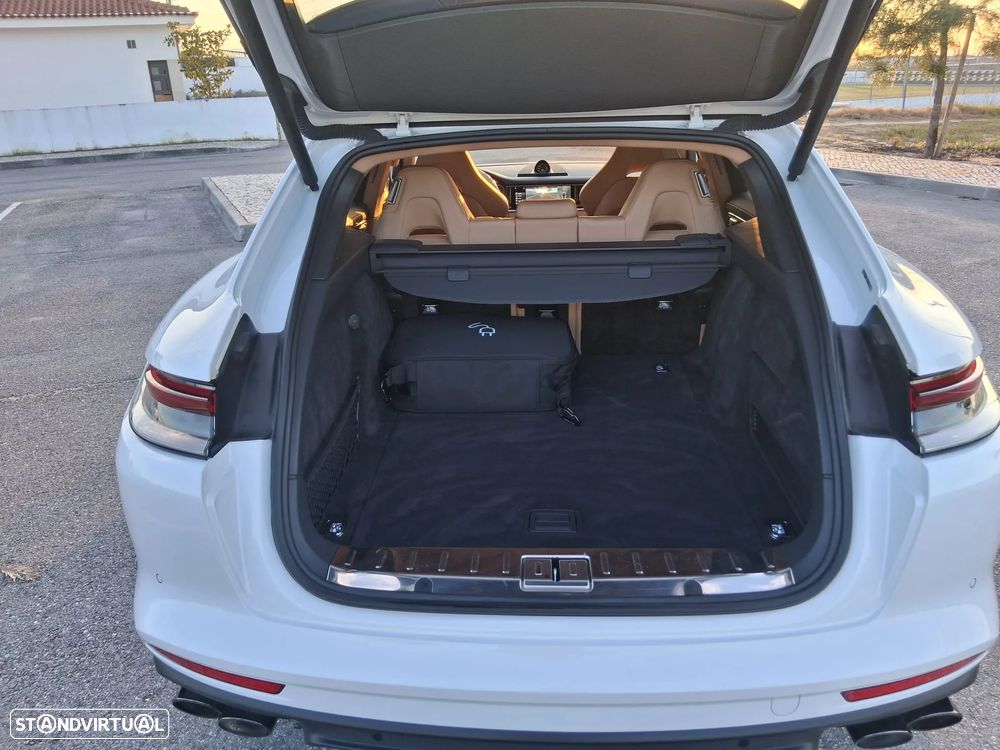 Porsche Panamera Sport Turismo 4S E-Hybrid - 7