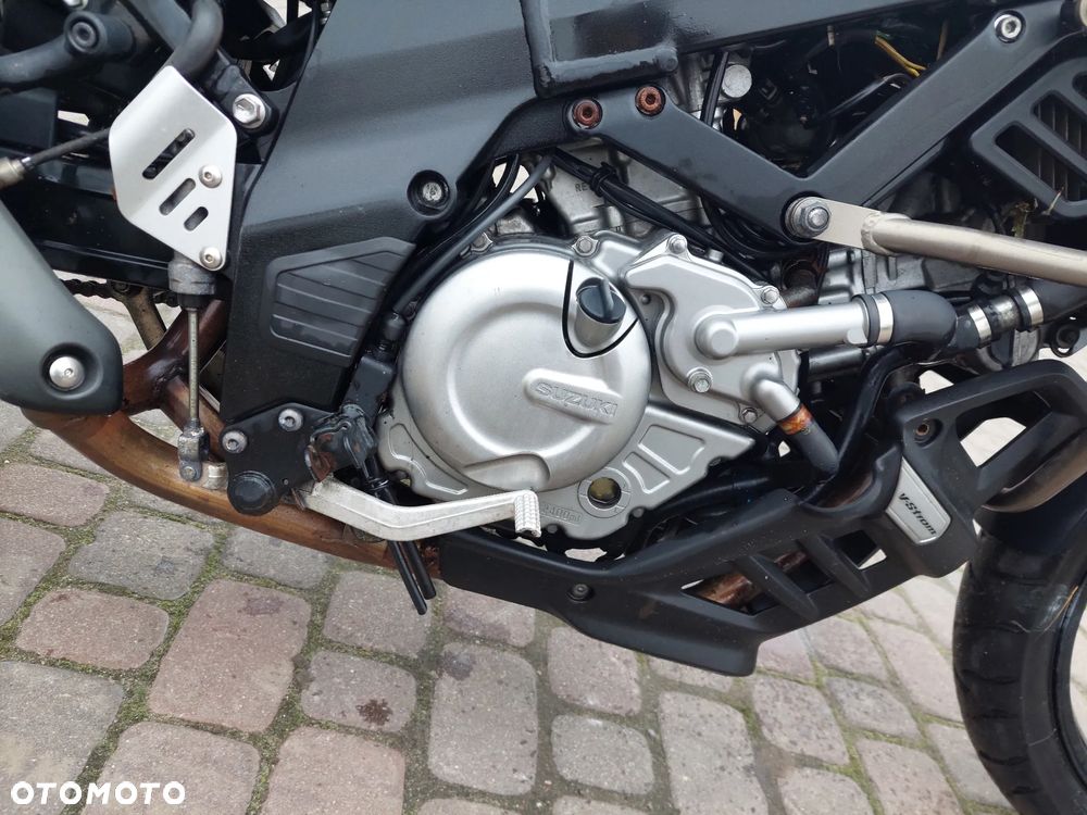 Suzuki DL - 12