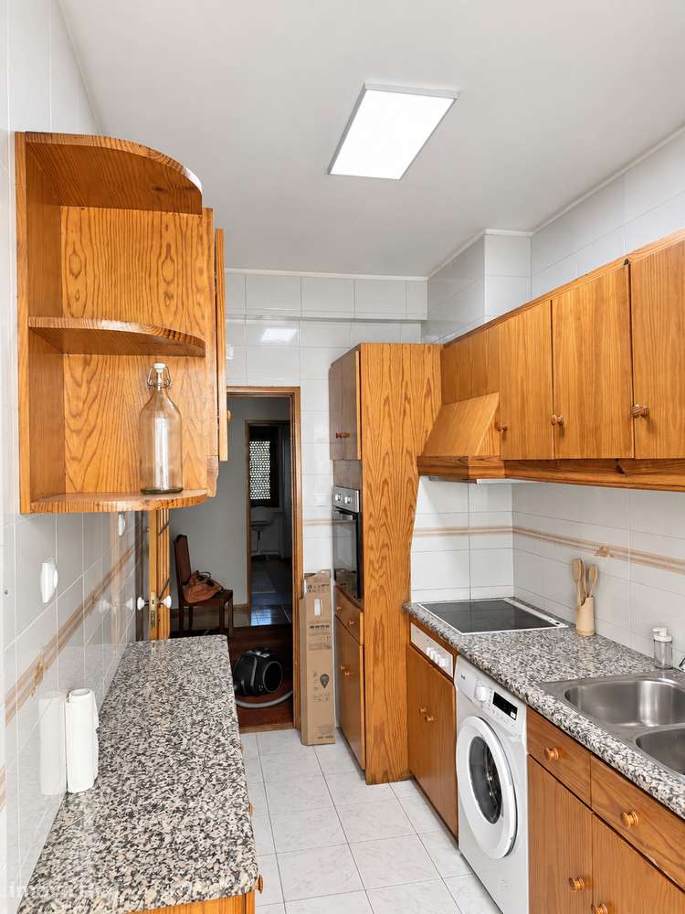 Quarto mobilado em Lordelo do Ouro | 2 WC - Grande imagem: 4/7