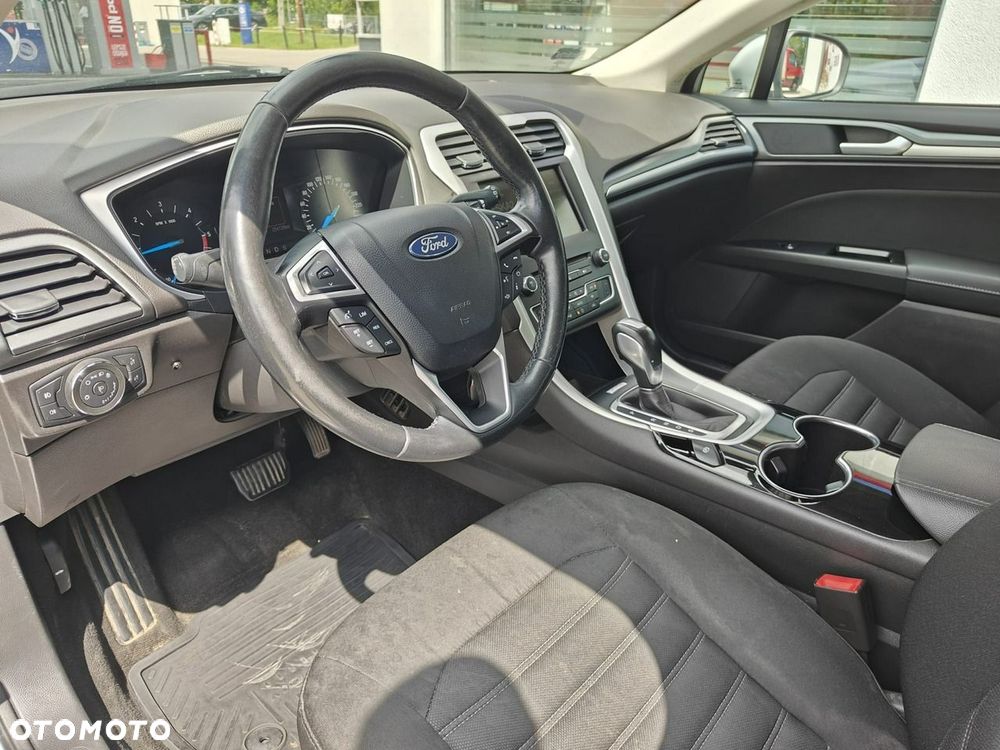 Ford Mondeo - 9