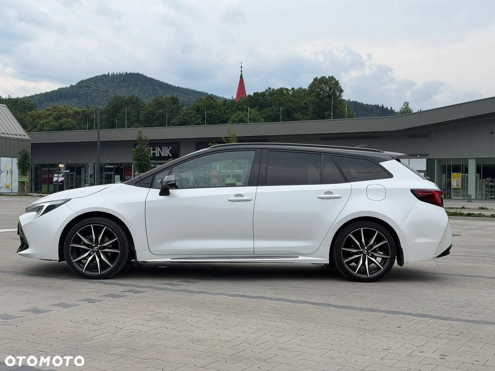 Toyota Corolla 2.0 Hybrid GR Sport Dynamic - 3