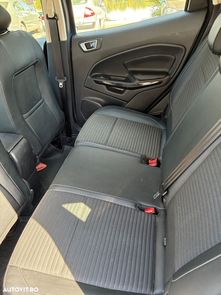 Ford EcoSport - 10