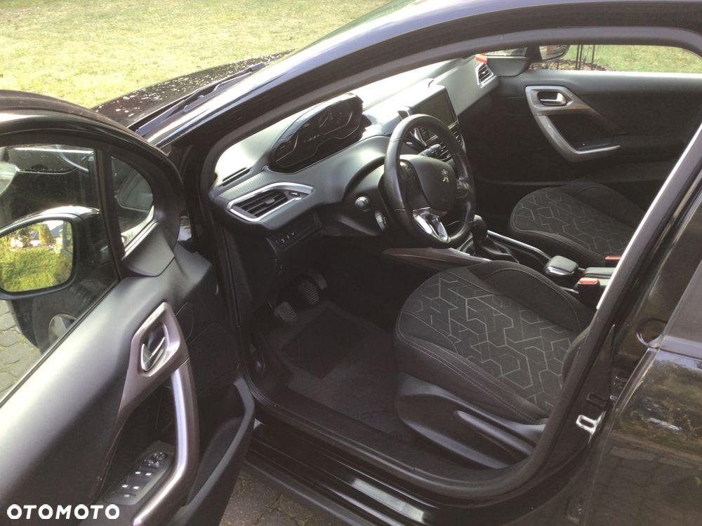 Peugeot 2008 1.6 BlueHDi Active - 8