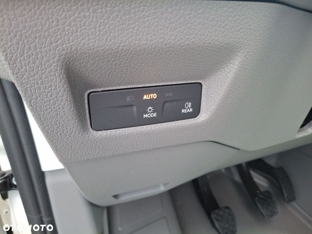 Volkswagen Crafter 2.0 TDI 177 KM Manual - 38
