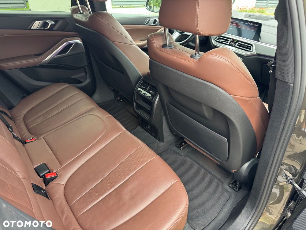 BMW X6 xDrive30d - 10