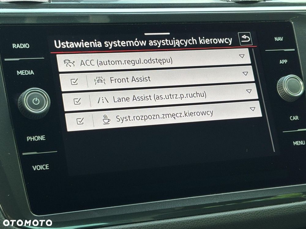 Volkswagen Tiguan 2.0 TDI SCR Urban Sport DSG - 25
