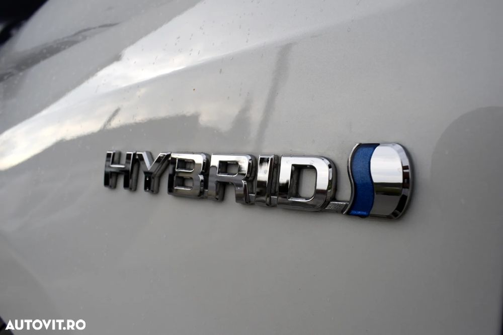 Toyota Auris 1.8 VVT-i Automatik Design Edition - 8