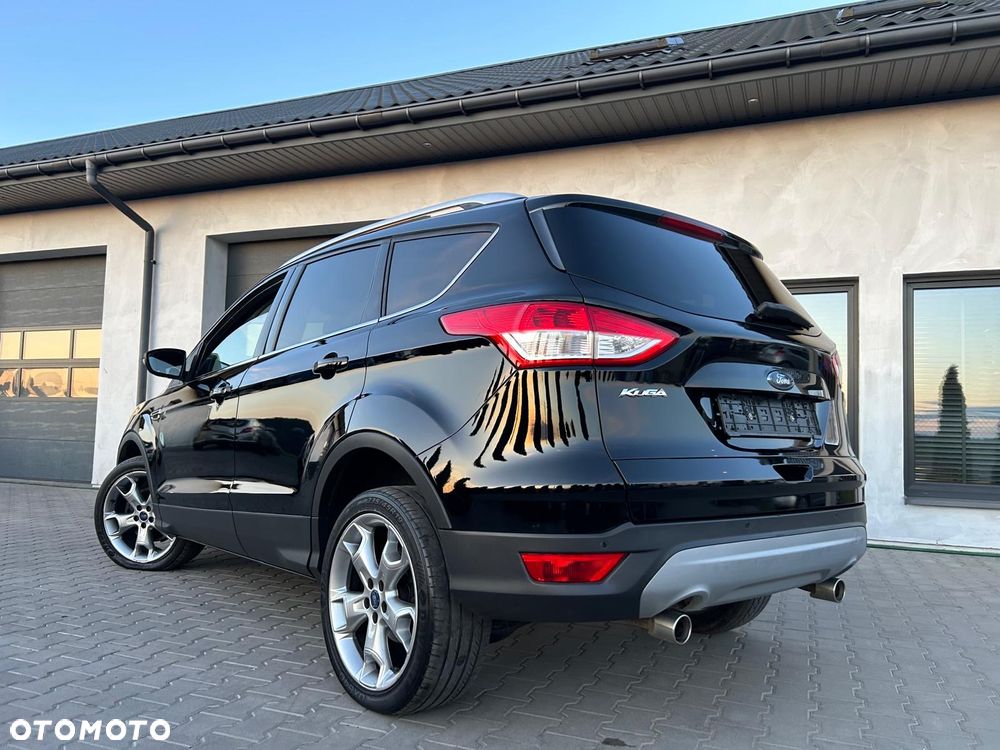 Ford Kuga 2.0 TDCi 4x4 Titanium - 4