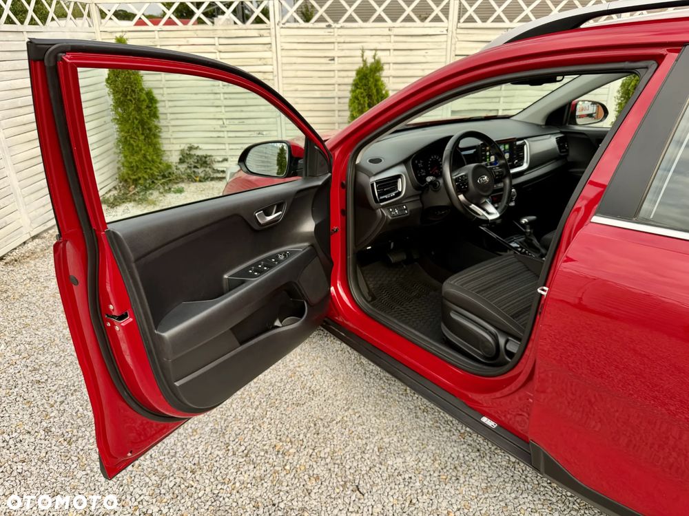 Kia Stonic - 34