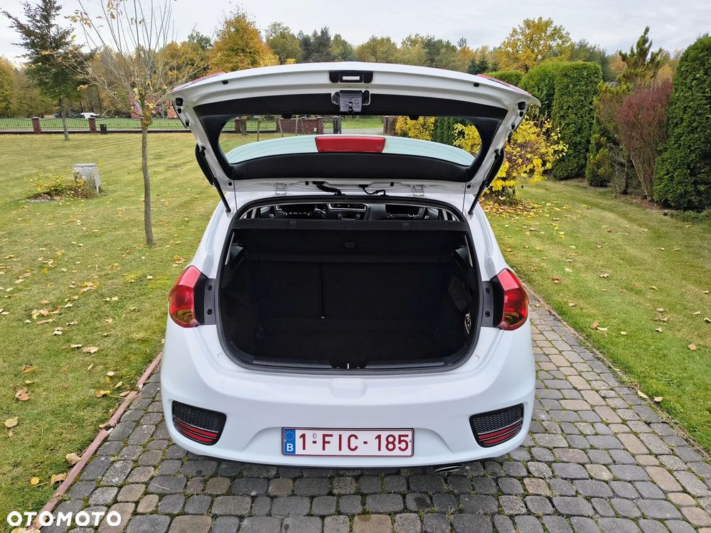 Kia Ceed 1.4 CRDi 90 Vision - 13