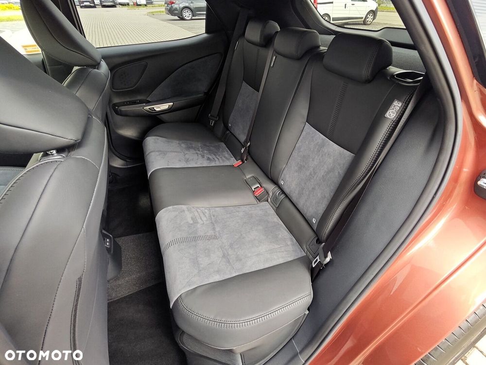 Lexus LBX 1.5 Hybrid Original Edition - 14
