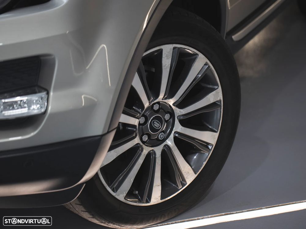 Land Rover Range Rover Evoque 2.2 TD4 Prestige Auto - 8