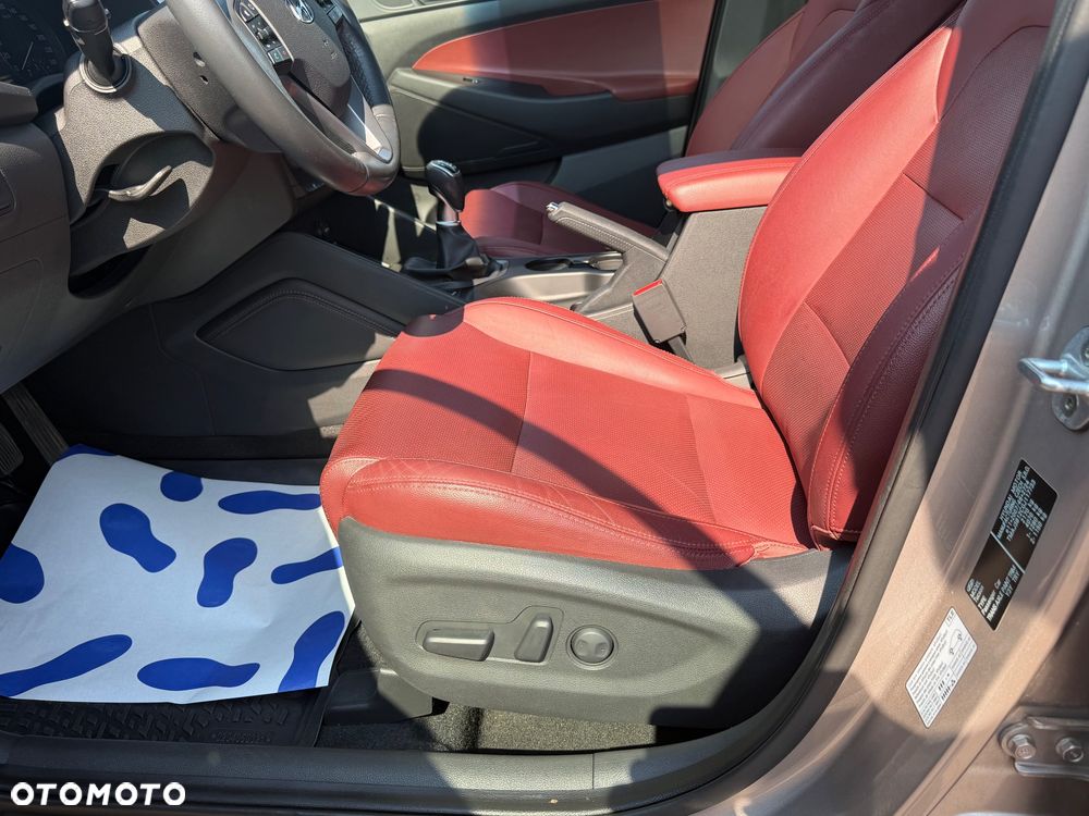 Hyundai Tucson 1.6 GDi 4WD Premium - 38