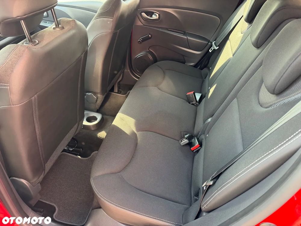 Renault Clio 1.2 16V 75 Life - 16