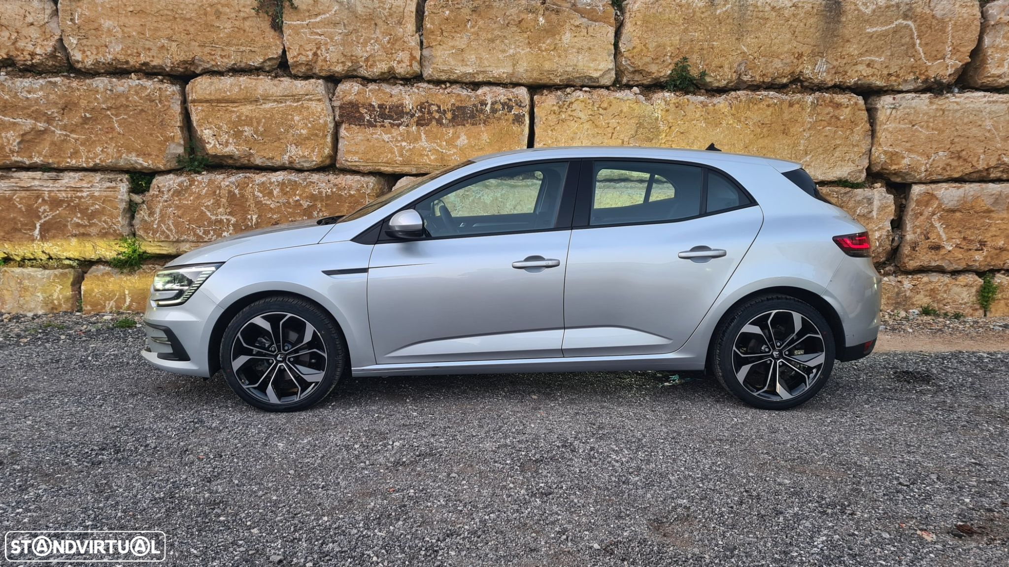Renault Mégane 1.5 Blue dCi Intens EDC - 3