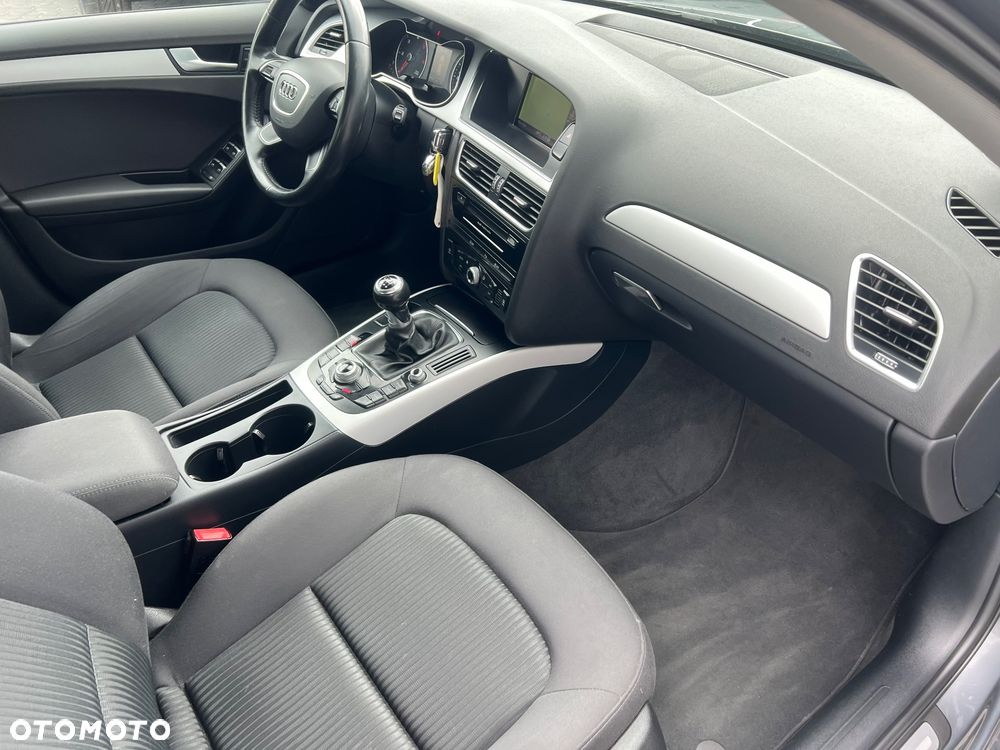 Audi A4 Avant - 27