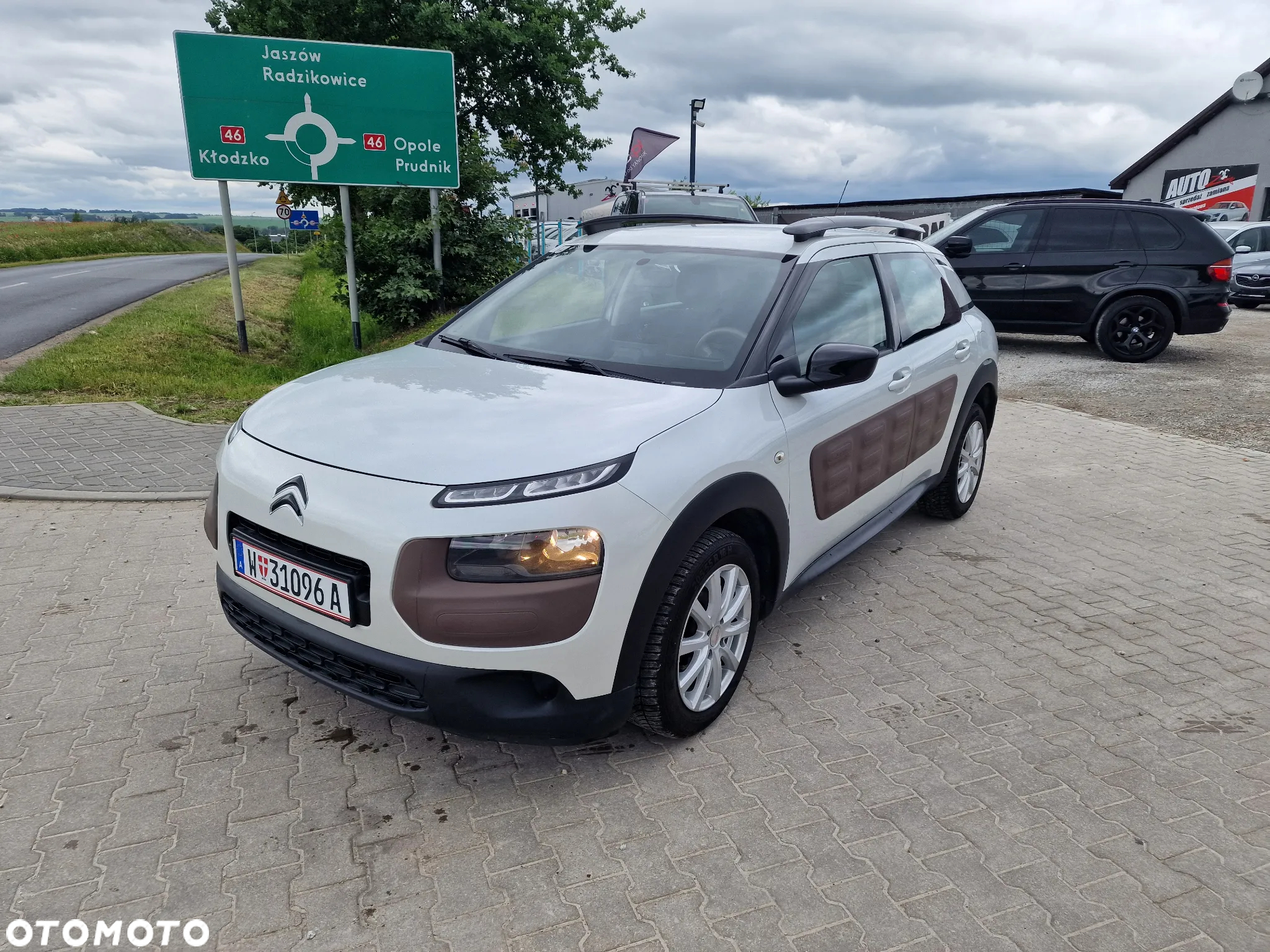 Citroën C4 Cactus 1.2 PureTech Shine Edition - 2