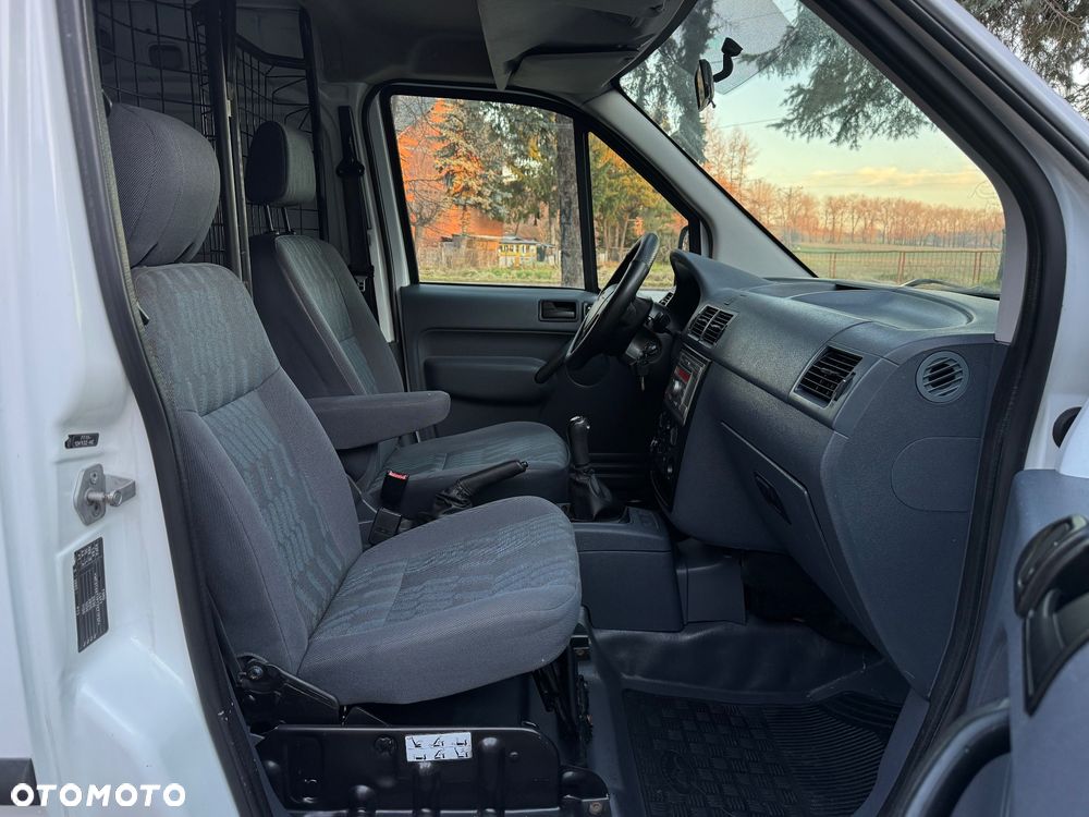 Ford Transit Connect - 7