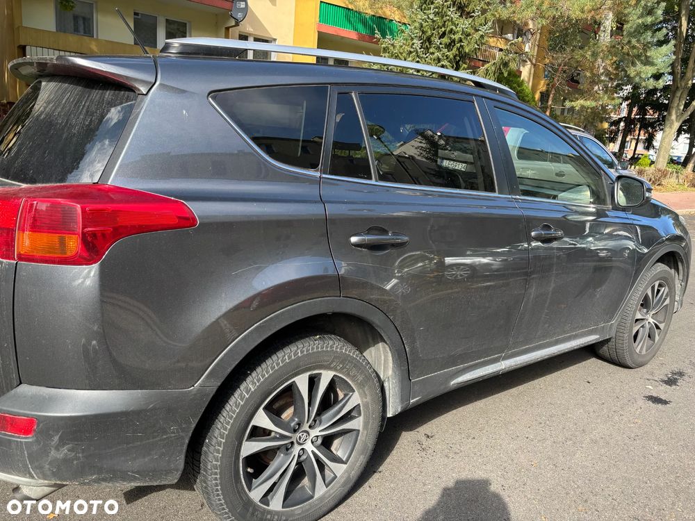 Toyota RAV4 2.0 D-4D Premium - 6