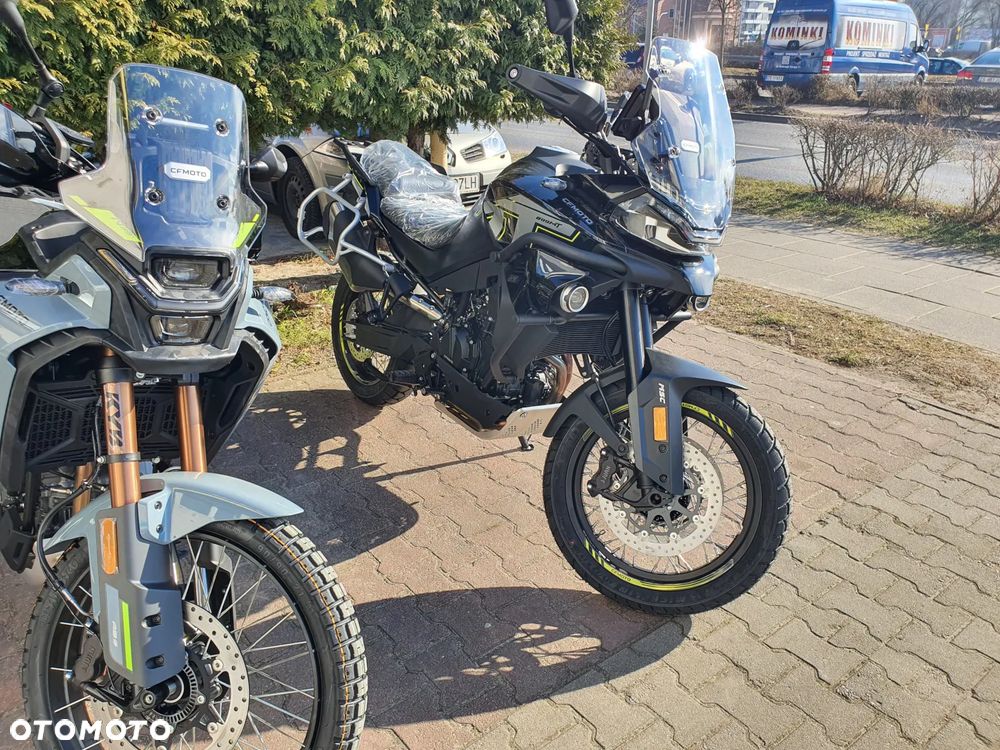 CFMoto MT - 2