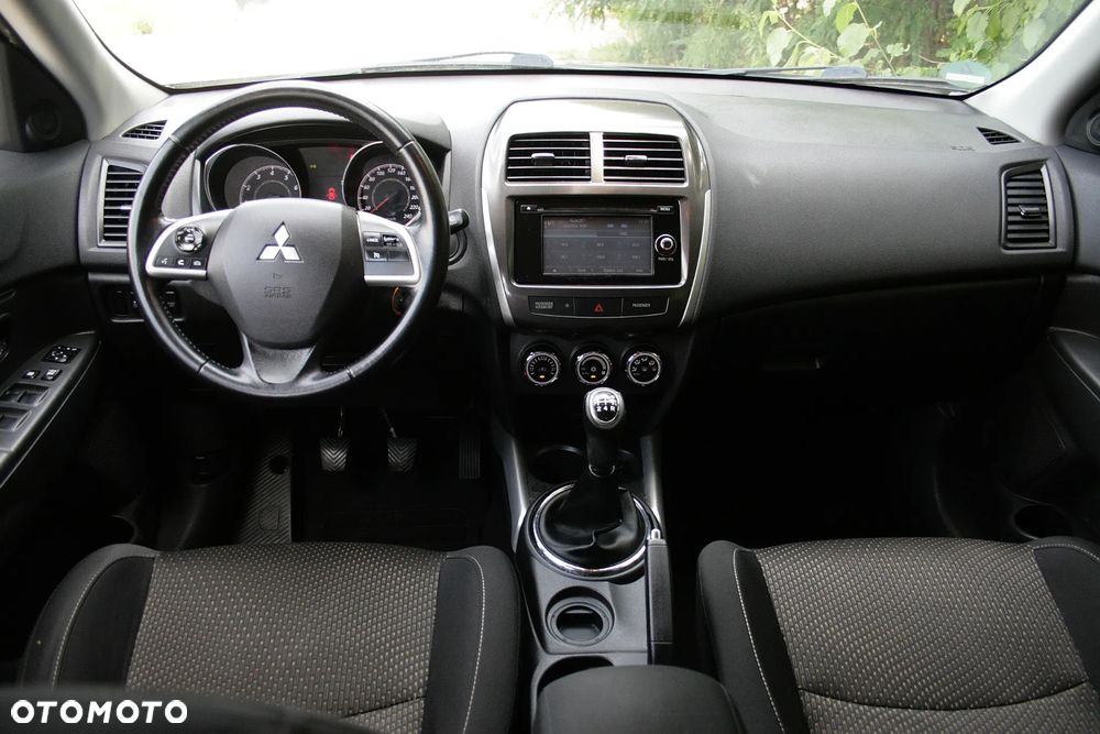 Mitsubishi ASX - 15