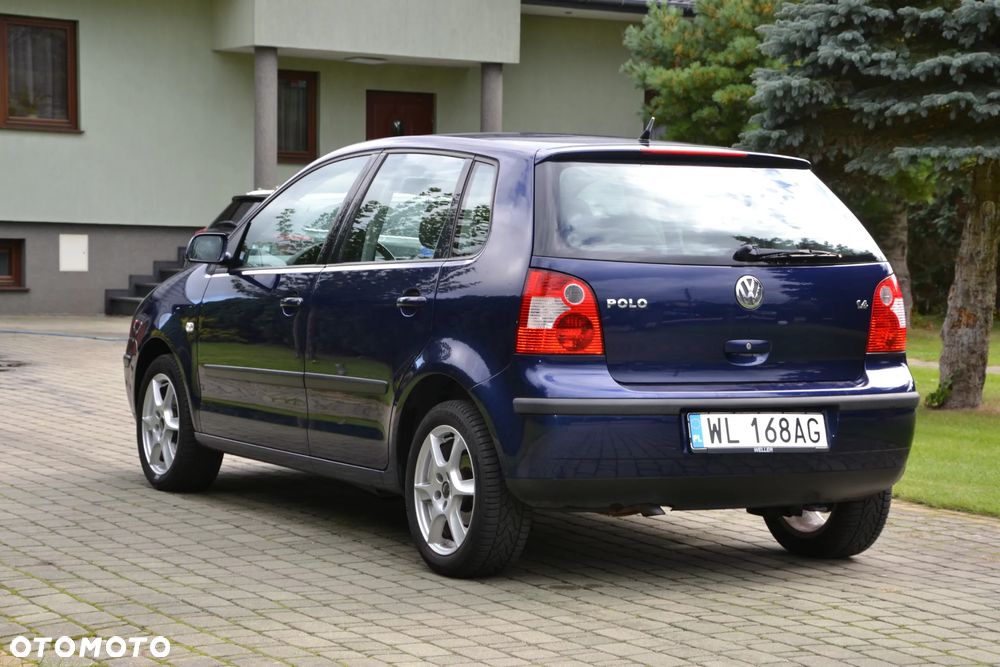 Volkswagen Polo 1.4 16V Comfortline - 4