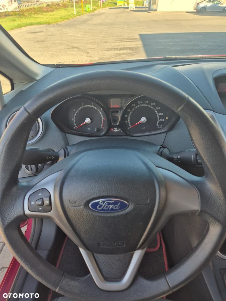 Ford Fiesta 1.25 Ambiente - 13