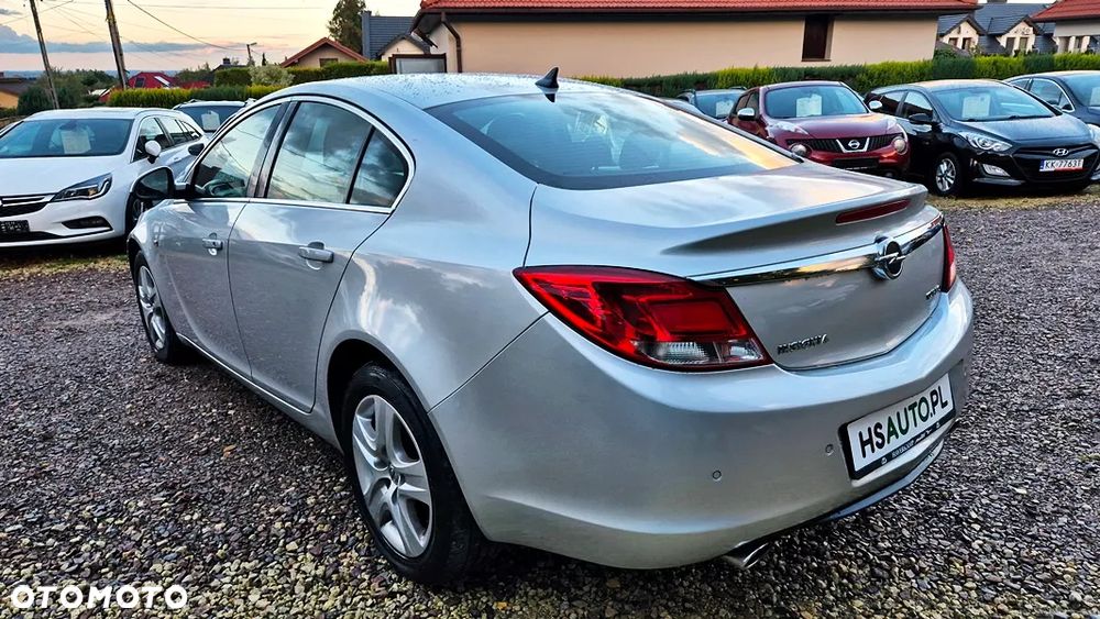 Opel Insignia 1.6 T Cosmo - 17