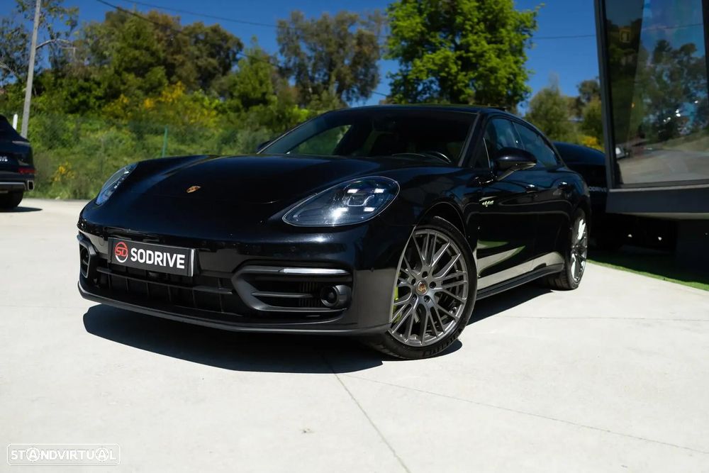 Porsche Panamera Sport Turismo 4 E-Hybrid Platinum Edition - 8