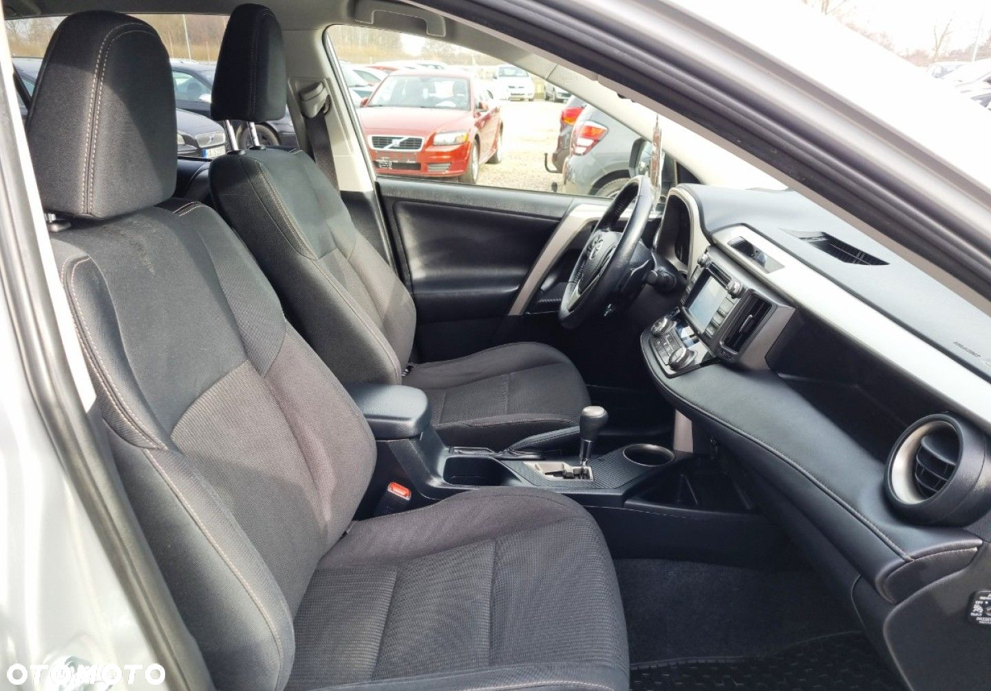 Toyota RAV4 - 31