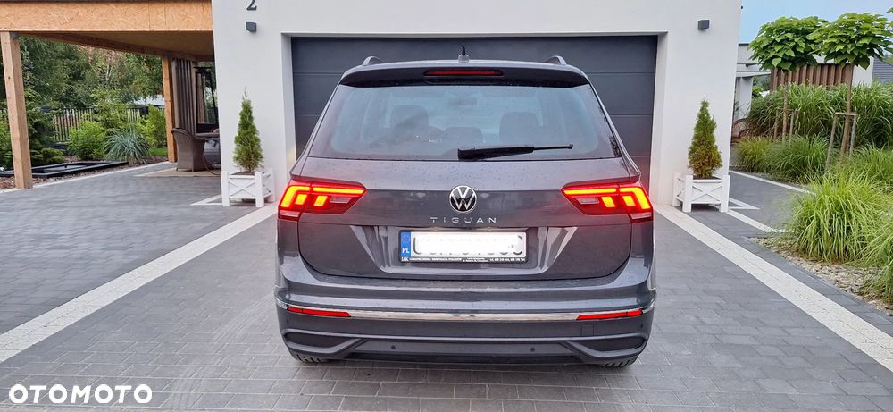 Volkswagen Tiguan - 5