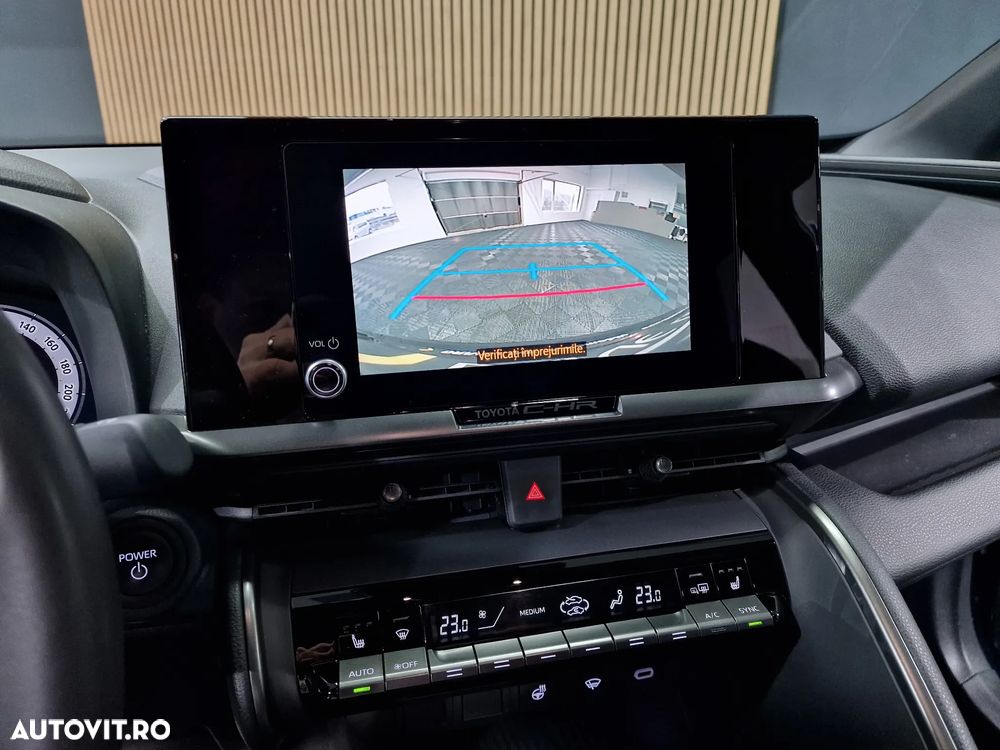 Toyota C-HR - 10
