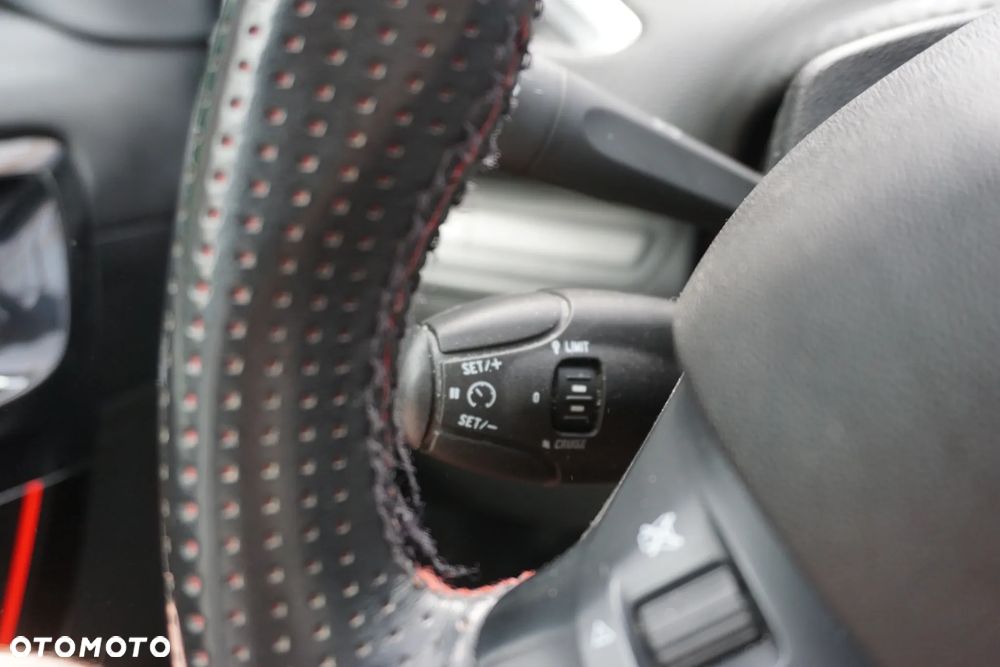 Peugeot 2008 PureTech 130 Stop&Start GT-Line Edition - 22