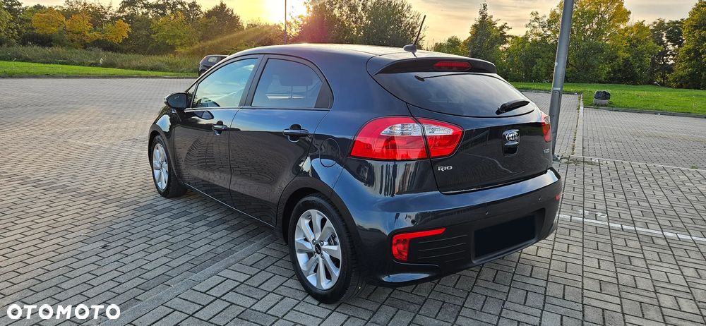 Kia Rio 1.2 Sensation - 4