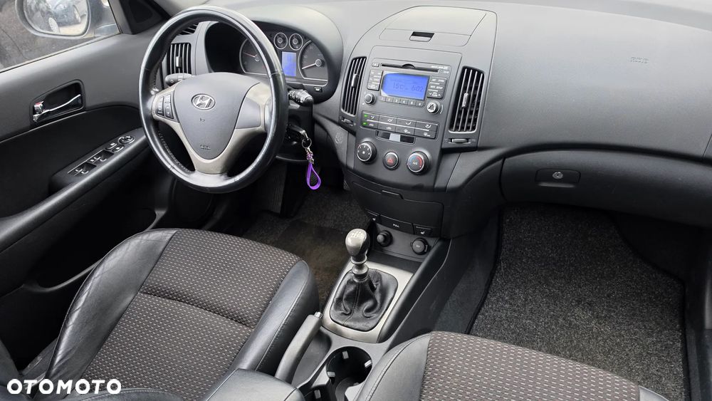 Hyundai i30 1.6 CRDi Style - 11