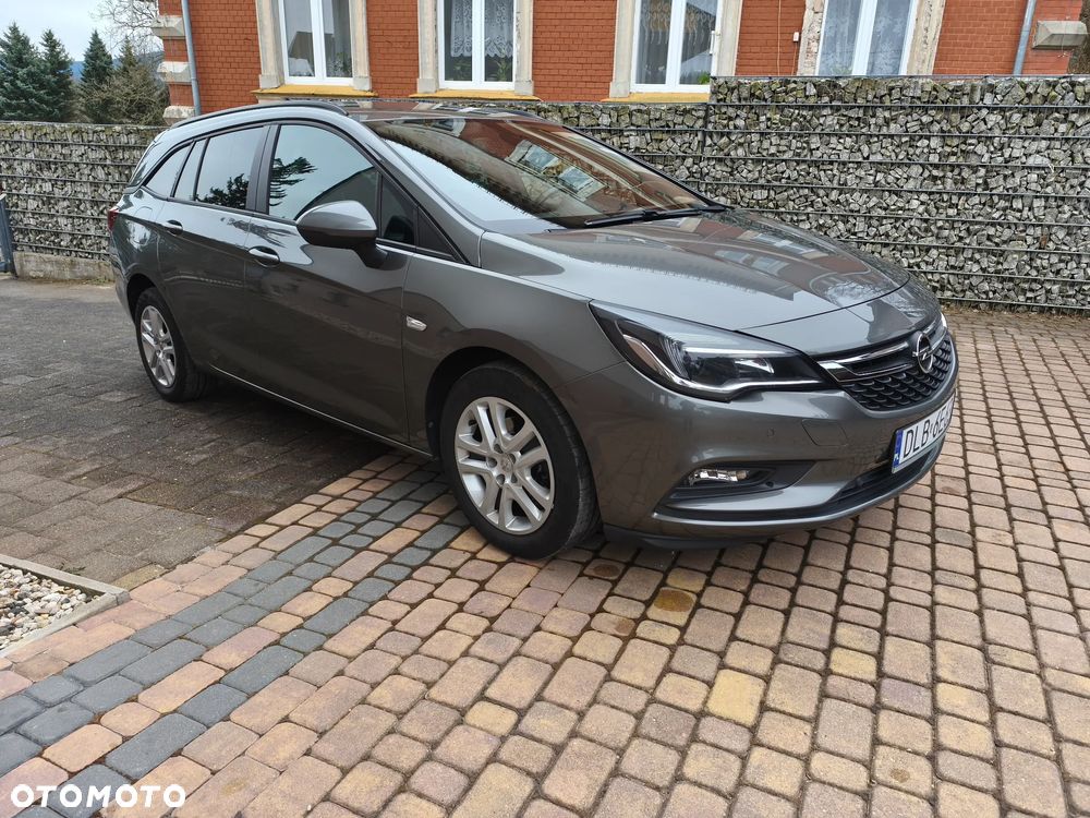 Opel Astra 1.6 CDTI Sport - 2