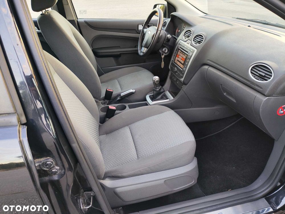 Ford Focus - 11