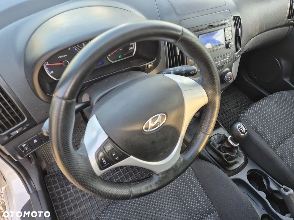 Hyundai i30 1.6 CRDi Comfort - 6